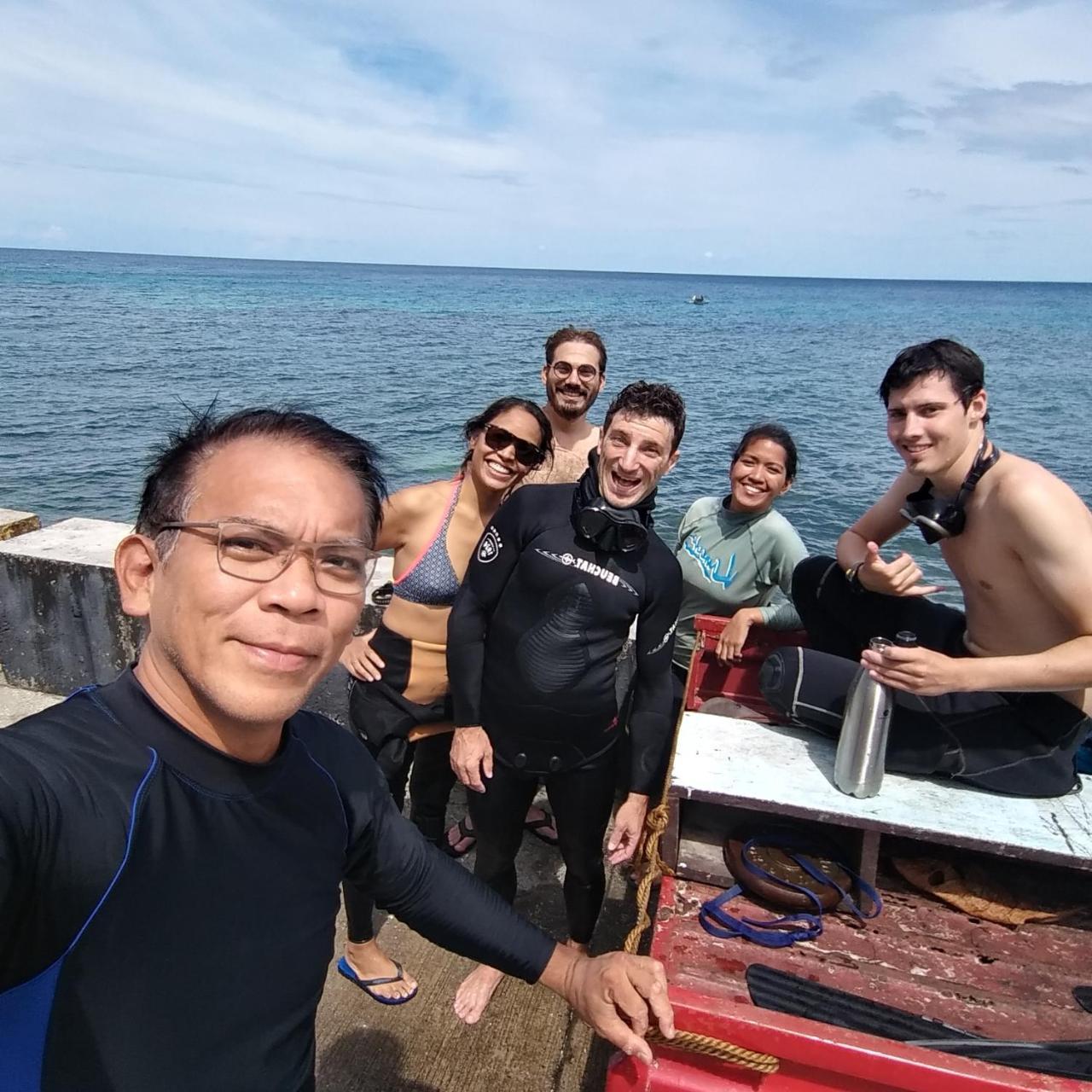 Paseo Del Mar Seaside Inn Jagna 外观 照片
